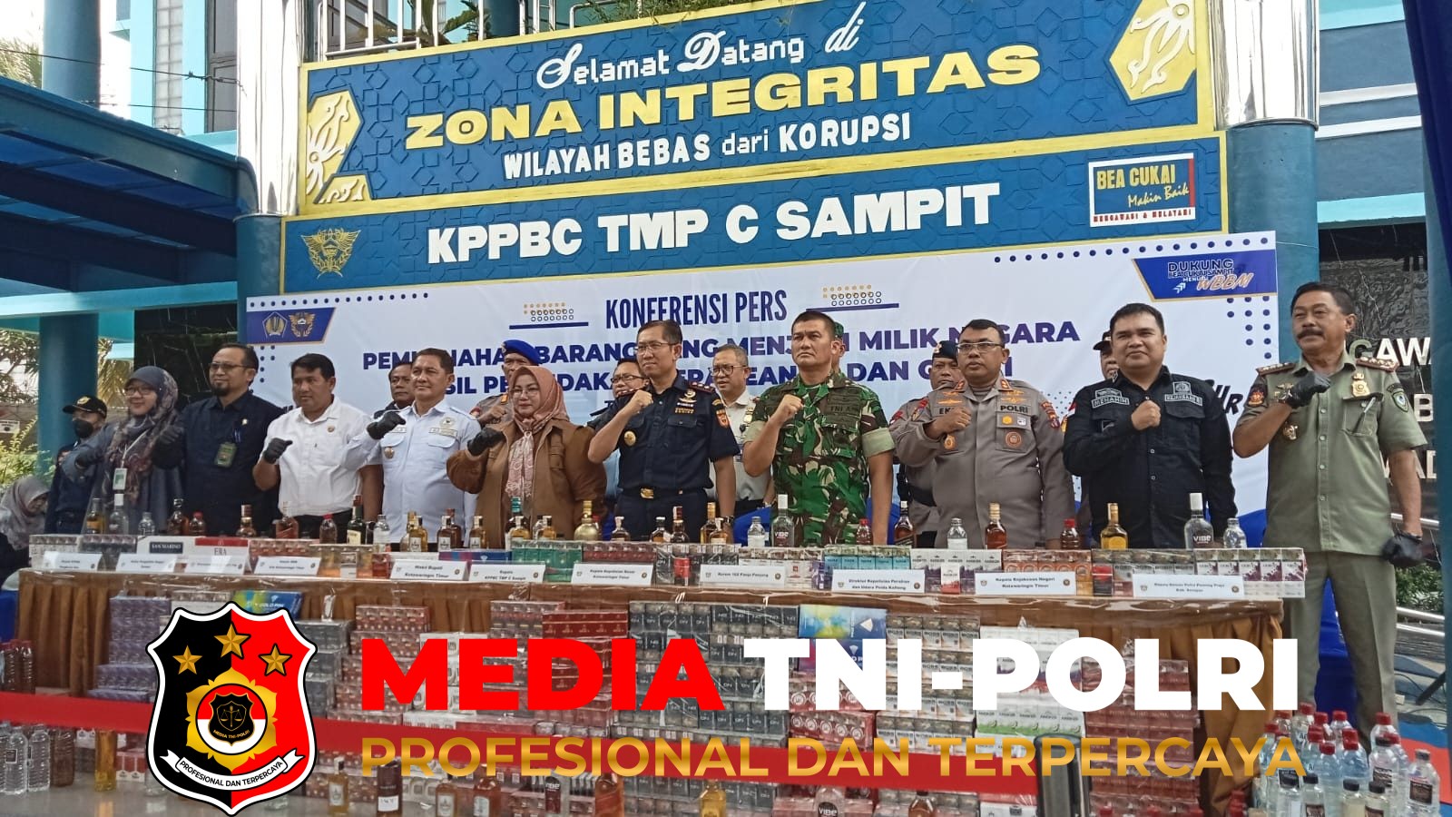 Bea Cukai - Bea Cukai Sampit Musnahkan 799.440 Batang Rokok dan 4.200 Liter Miras Ilegal