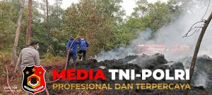 Cegah Karhutla Meluas, Polsek Hanau dan Tim Gabungan Lakukan Pemadaman dan Pendinginan di Km 147