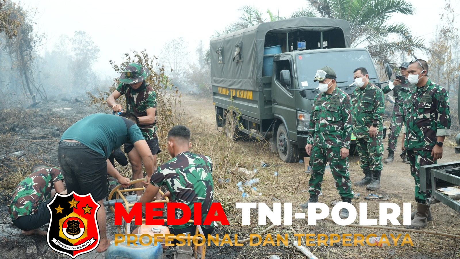 Karhutla - Pangdam XXII/Tambun Bungai Tinjau Langsung Penanganan Karhutla di Jalan Tjilik Riwut Km 21