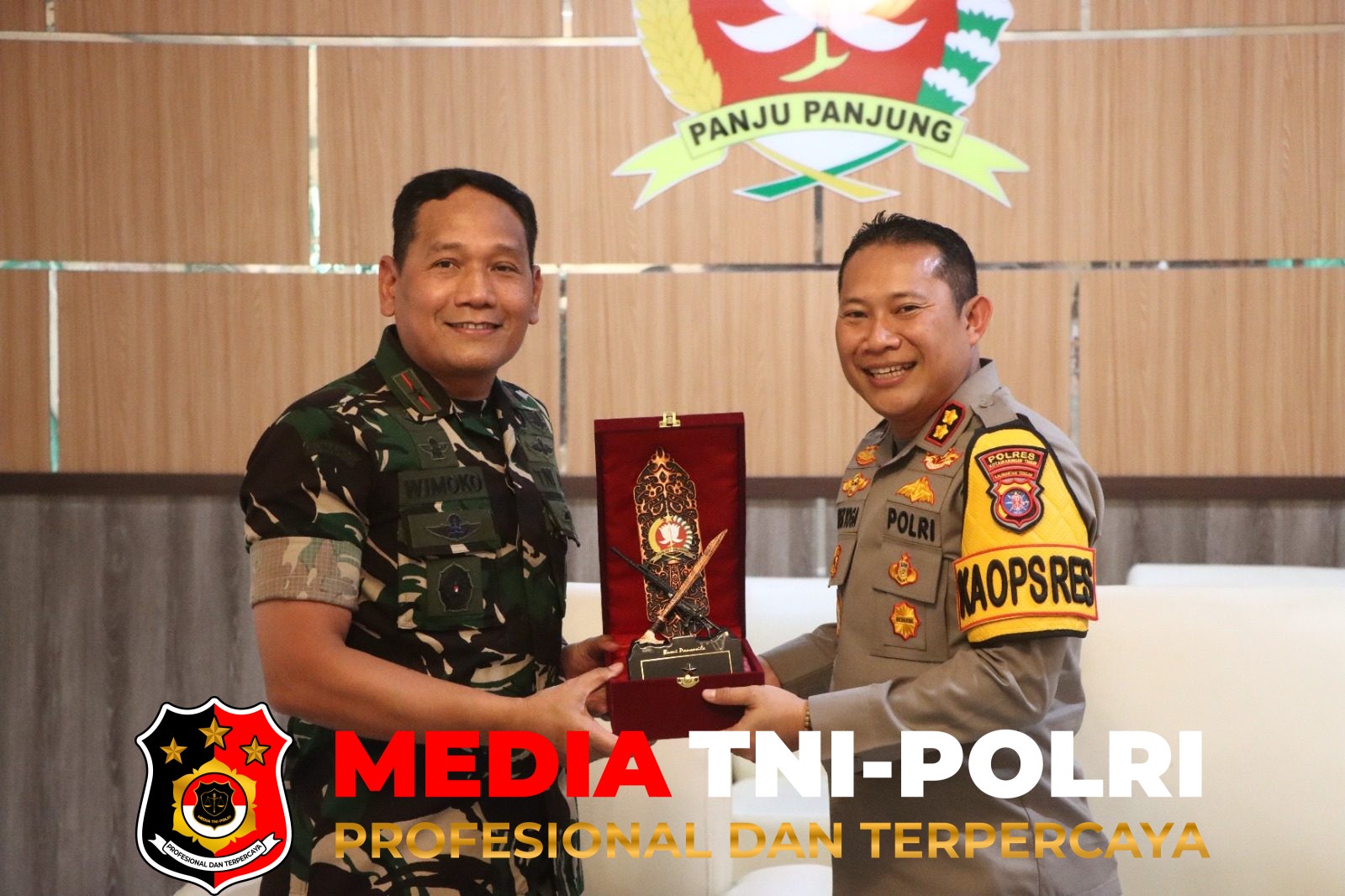 Korem 102/Pjg - Kapolres Kotim Silaturahmi ke Korem 102/Pjg, Perkuat Sinergitas TNI-Polri
