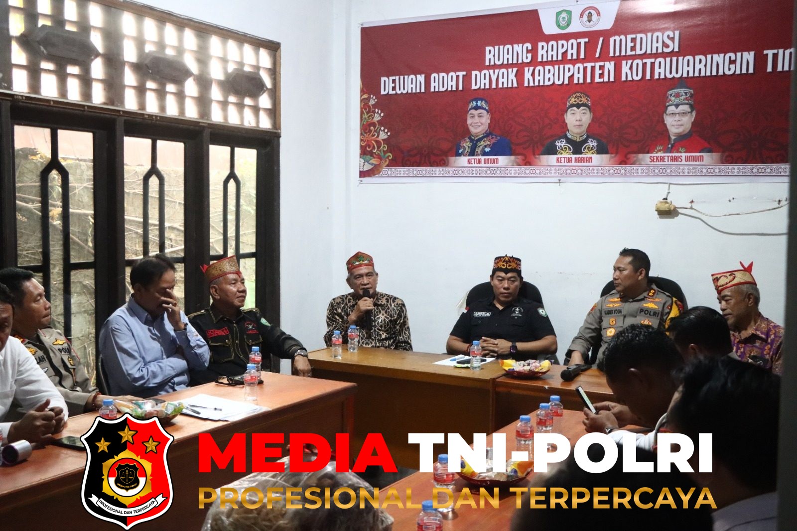 Karhutla - Kapolres Kotim Silaturahmi ke Kantor DAD dan Batamad Kabupaten Kotim, Perkuat Sinergi Jaga Kamtibmas dan Cegah Karhutla