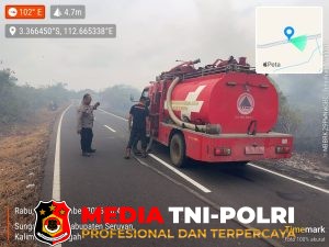 Cegah Api Meluas, Dua Mobil Tangki Diterjunkan ke Lokasi Karhutla Sungai Bakau