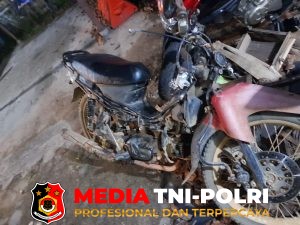 Akses Jalan - Akses Jalan Ngabang-Jelimpo Kembali Dibuka Usai Mediasi Polisi Dan Pihak Terkait