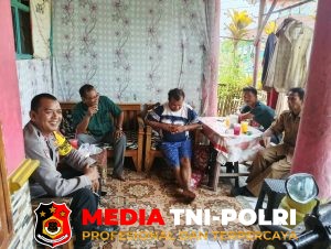 Bhabinkamtibmas Sukaraja Sambangi Warga, Ingatkan Curanmor hingga Penipuan Online