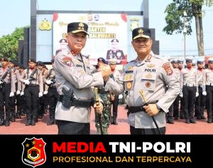 Serah Terima Pataka, Estafet Kepemimpinan Polda Banten untuk Pengabdian yang Berkelanjutan