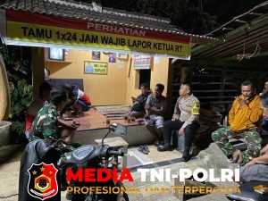 Babinsa Koramil Jatipurno Bersama Bhabinkamtibmas Laksanakan Patroli Malam