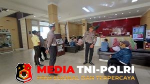 Sambangi Bank dan Pasar Saik, Polres Seruyan Perkuat Pesan Kamtibmas Lewat Patroli Dialogis