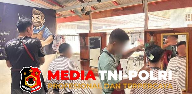Lapas Sampit - Lapas Sampit Fasilitasi WBP Kembangkan Keterampilan melalui Barbershop