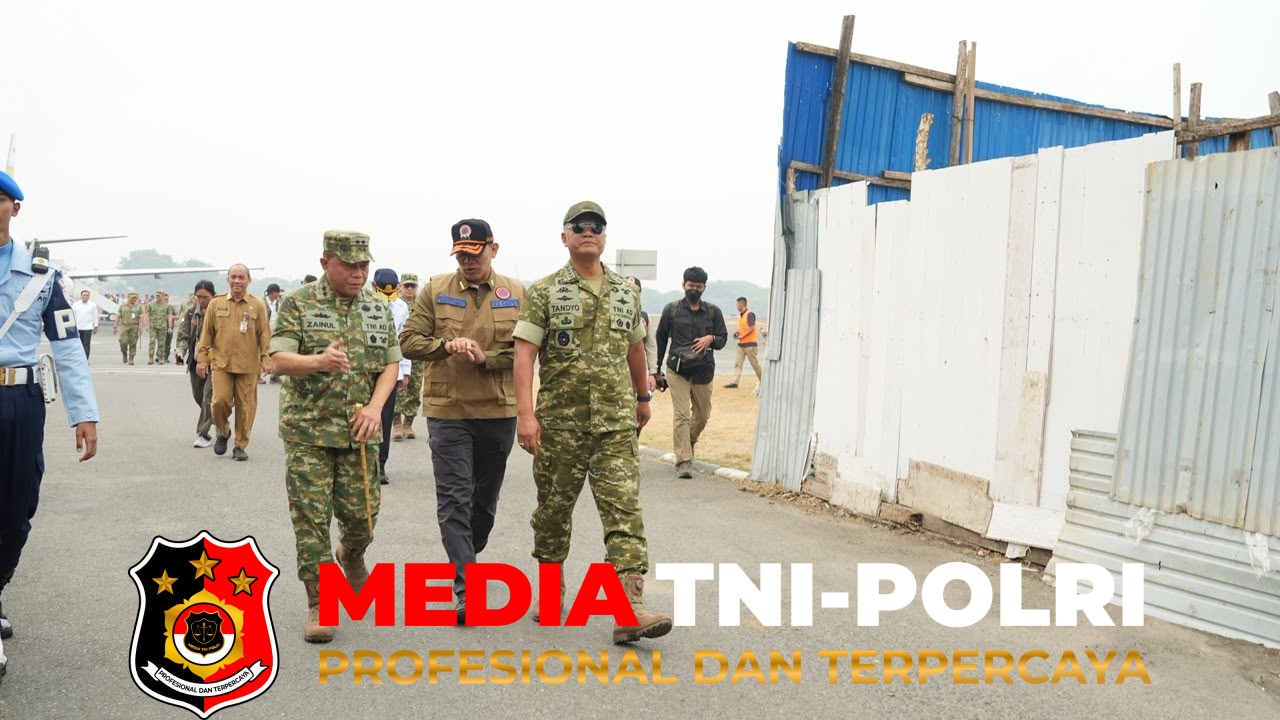 Karhutla - KASAD dan Kepala BNPB Tiba di Kalsel, Tinjau Penanganan Karhutla hingga ke Kalimantan Tengah