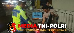 Cegah Kejahatan Jalanan, Polsek Setu Bersama Elemen Masyarakat Gelar Operasi Kejahatan Jalanan di Cijengkol