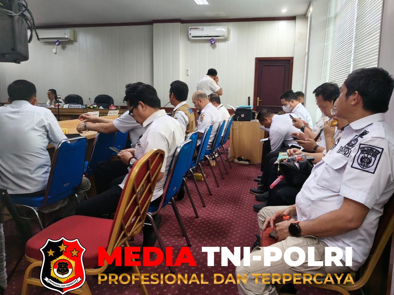 Karhutla - Pemprov Kalteng Evaluasi Status Tanggap Darurat Karhutla, Perkuat Koordinasi Penanganan Asap