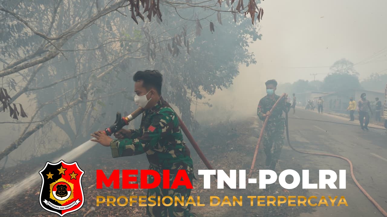 Kodim 1015/Sampit - Gerak Cepat Tim Standby On Call Kodim 1015/Sampit Padamkan Api