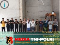 Lewat Quick - Lewat Quick Wins Jumat Keliling, Kapolsek Mandor Pererat Silaturahmi dan Ajak Masyarakat Jaga Kamtibmas