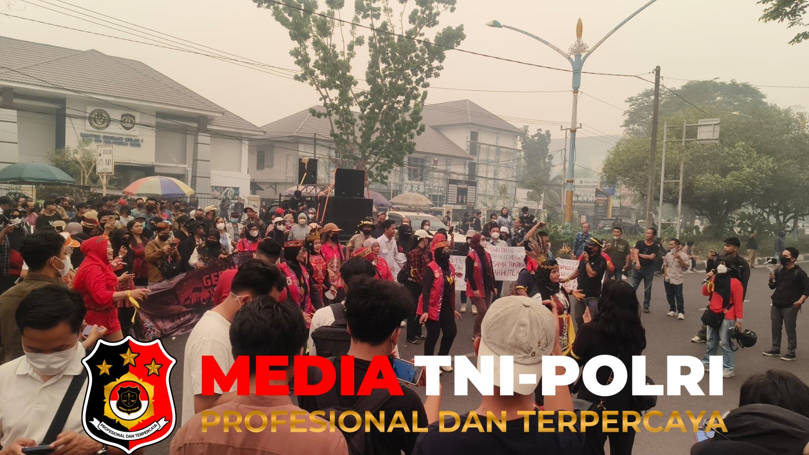 Karhutla - 350 Massa Gerakan Aliansi Rakyat Dayak Gelar Aksi Damai, Dukung Pemerintah Tangani Karhutla di Kalteng