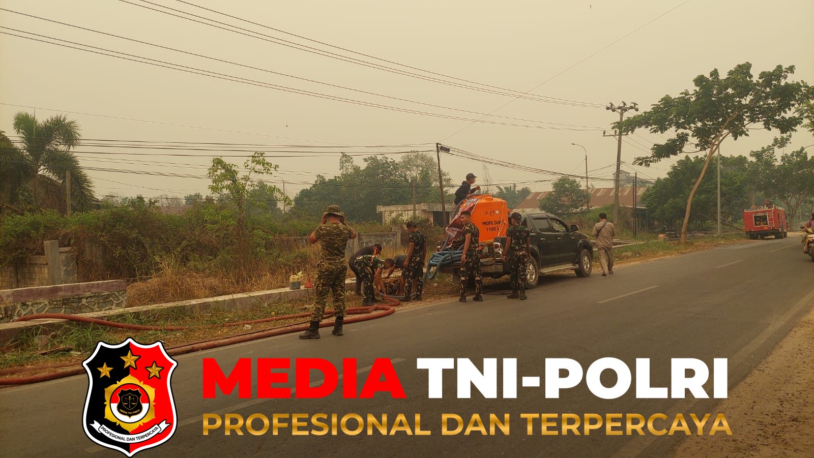 Kodim 1015/Sampit - Personel Standby On Call Kodim 1015/Sampit Laksanakan Pembasahan Pasca Karhutla