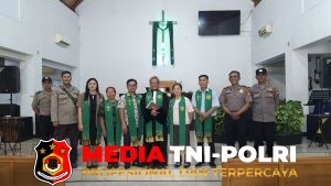 Minggu Kasih, Polsek Pebayuran Hadir Berikan Rasa Aman bagi Jemaat Gereja Betlehem