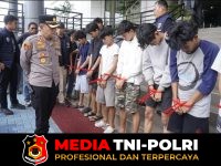 Kapolres Jakbar - Kapolres Jakbar Kombes Pol Nasriadi Ungkap Tawuran Maut, 19 Orang Diamankan dan Satu DPO Diburu