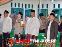 Semarak Hari - Semarak Hari Santri Nasional, Kapolres Lampung Tengah Hadir di Tengah Ribuan Santri