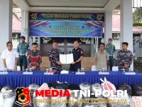 TNI Gagalkan - TNI AL Gagalkan Penyelundupan 22 Koli Balpres Asal Malaysia di Perairan Sebatik
