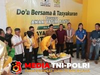HUT Partai - HUT ke-62 Partai Golkar, DPD Kotim Gelar Ziarah Makam Pahlawan, Santuni Anak Yatim dan Kaum Dhuafa