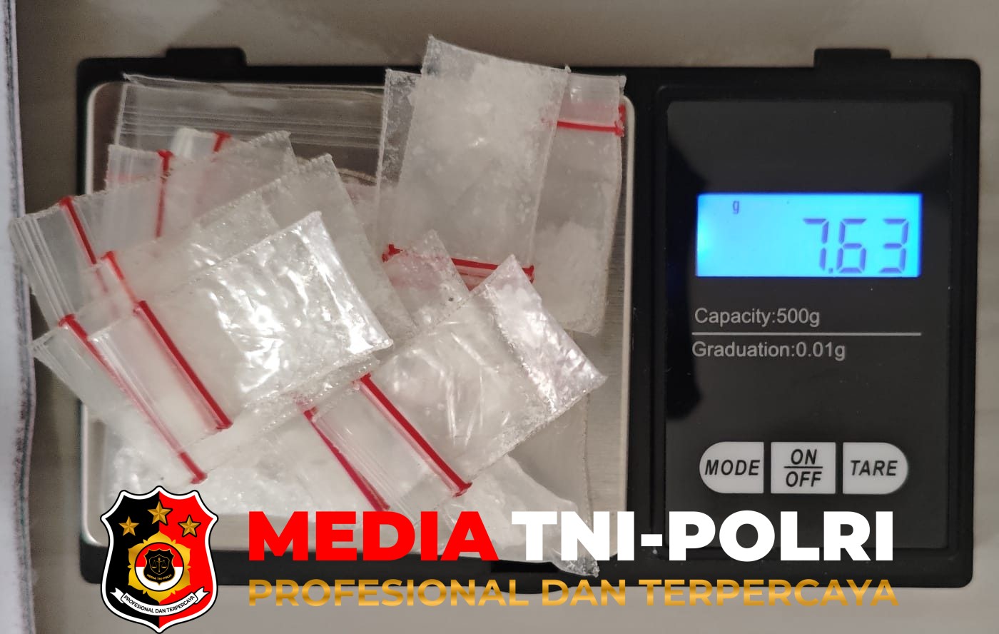 Polres Seruyan - Satresnarkoba Polres Seruyan Amankan 14 Paket Diduga Sabu dari Kamar Rumah Warga di Rungau Raya