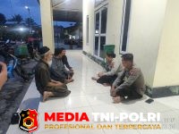 Perkuat Kedekatan - Perkuat Kedekatan dengan Warga, Kapolres Seruyan Ikuti Subuh Keliling di Mushola Ar-Raudah