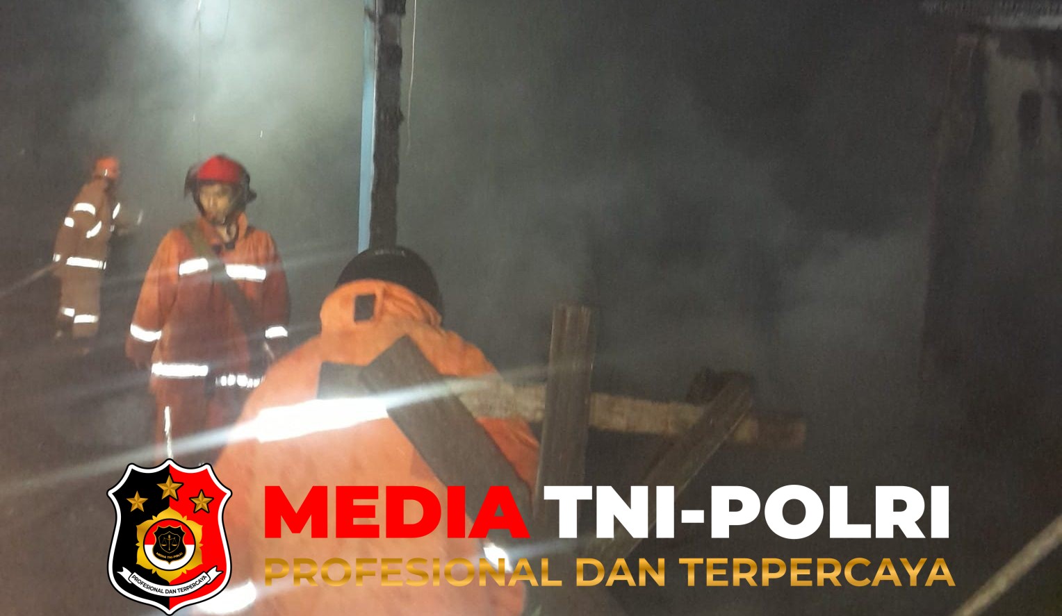 Kebakaran Bangunan - Kebakaran Dua Bangunan di Jalan Iskandar 23 Sampit, Kerugian Ditaksir Rp500 Juta